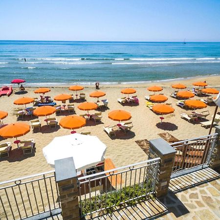 Acciaroli Vacanze Residence ภายนอก รูปภาพ